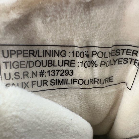 NWOB - CLARKS Cloudsteppers Breeze Glacier Lace-Up Faux-Shearling Booties - Picture 10 of 10